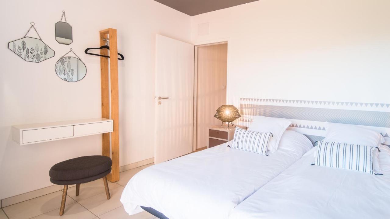 Open Sun Avec Jacuzzi Privatif Et Parking Prive Apartment Sarlat-la-Caneda Ngoại thất bức ảnh